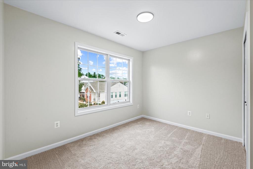 12 LAKESIDE DRIVE