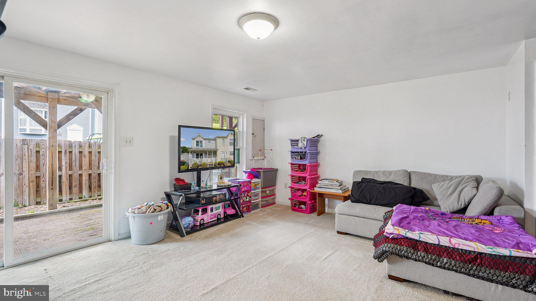 201 MAYFAIR PLACE 179