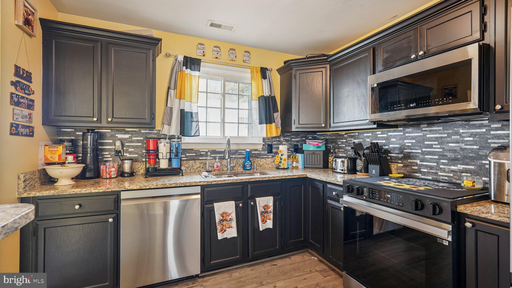 201 MAYFAIR PLACE 179