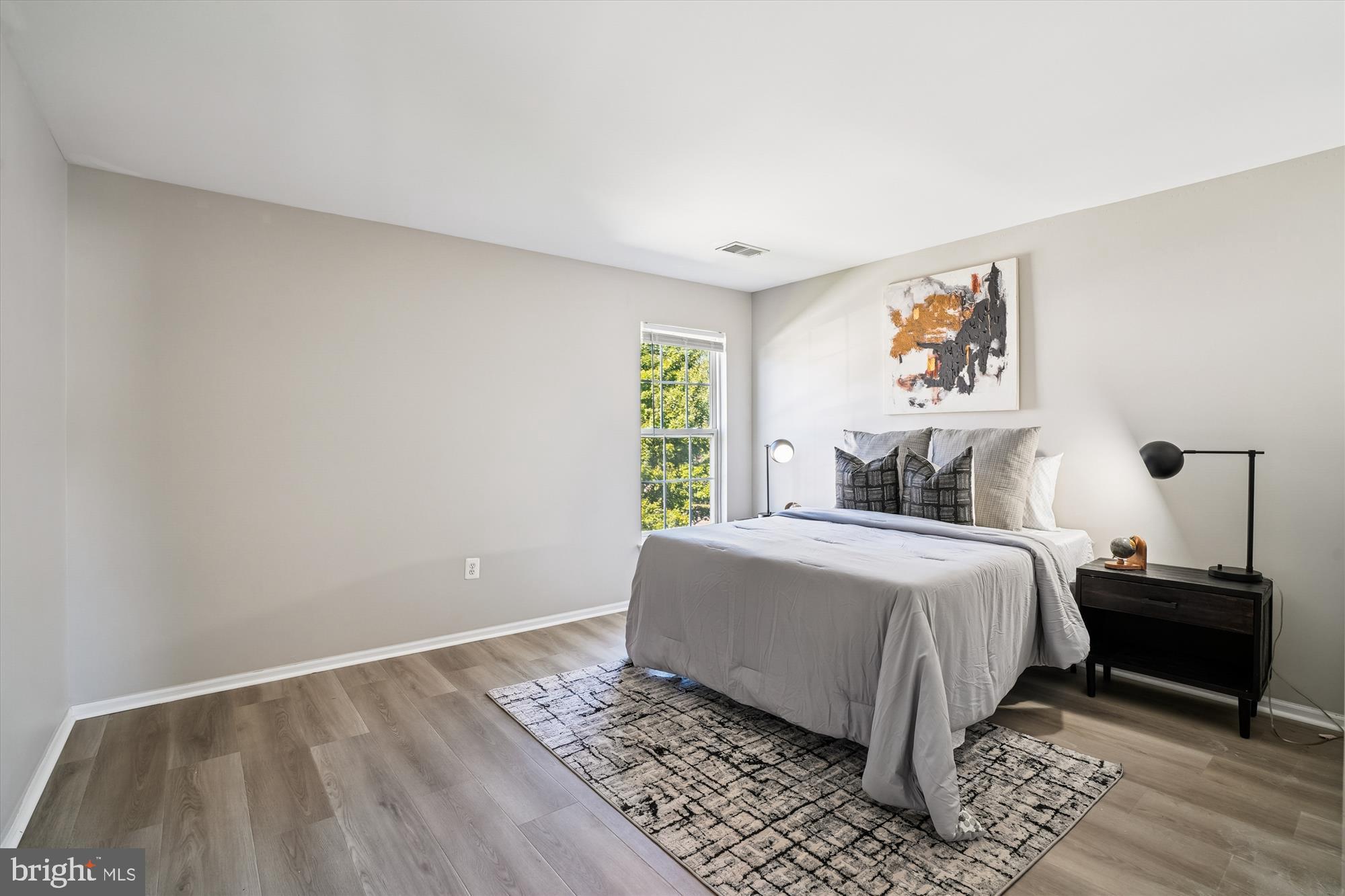 8 MINTWOOD DRIVE