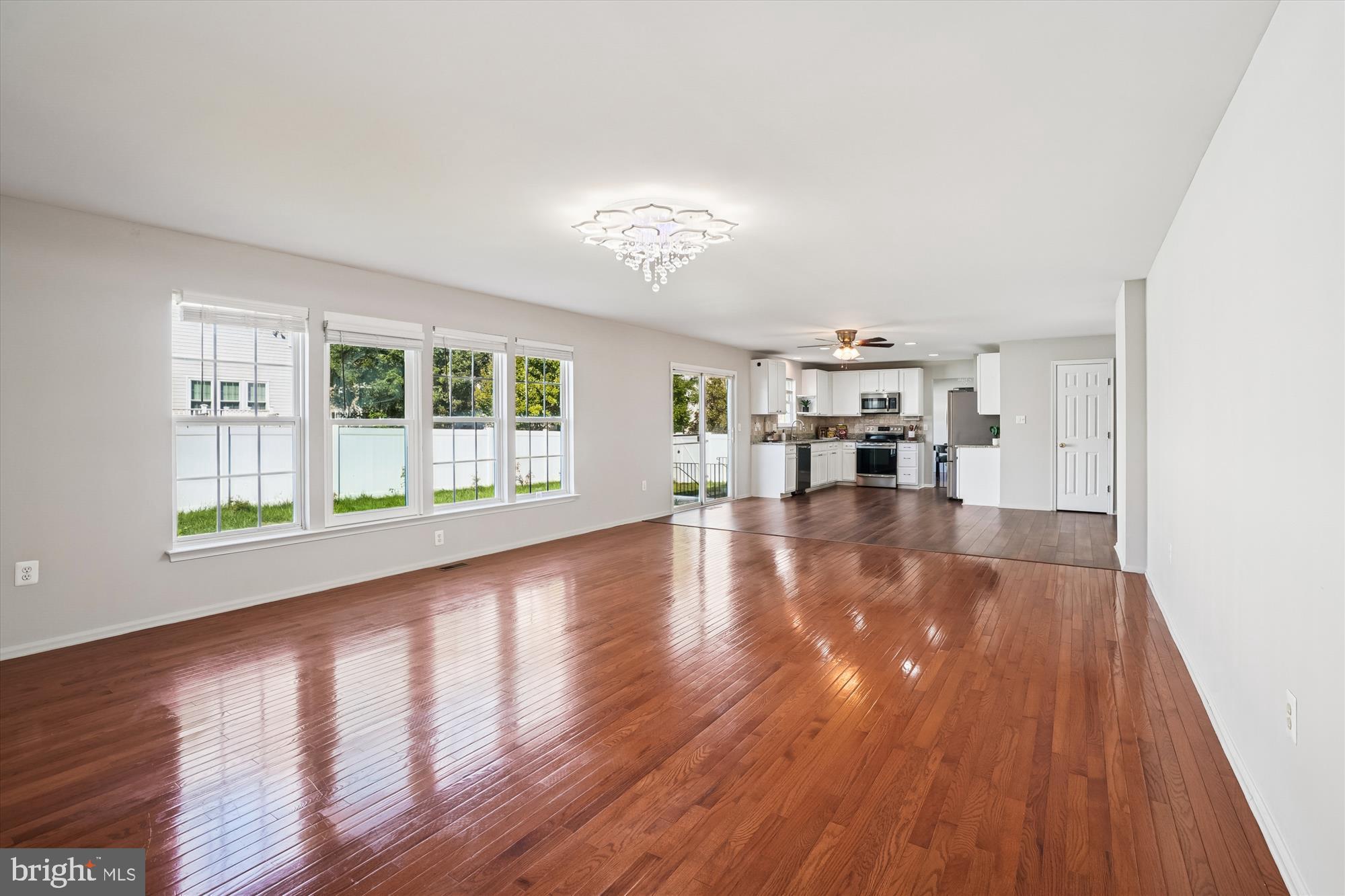 8 MINTWOOD DRIVE