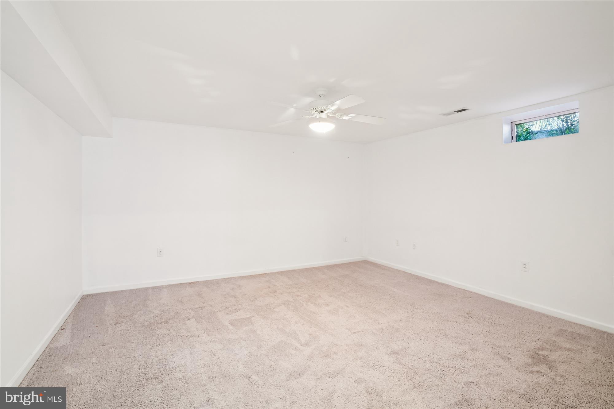 8 MINTWOOD DRIVE