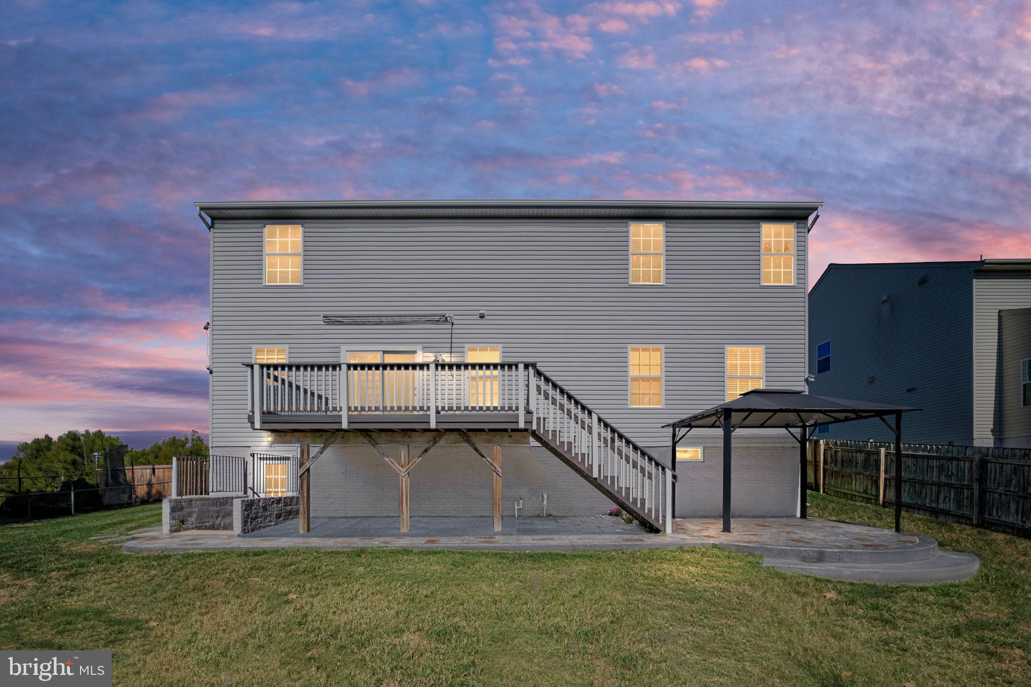 15 WARBLER COURT