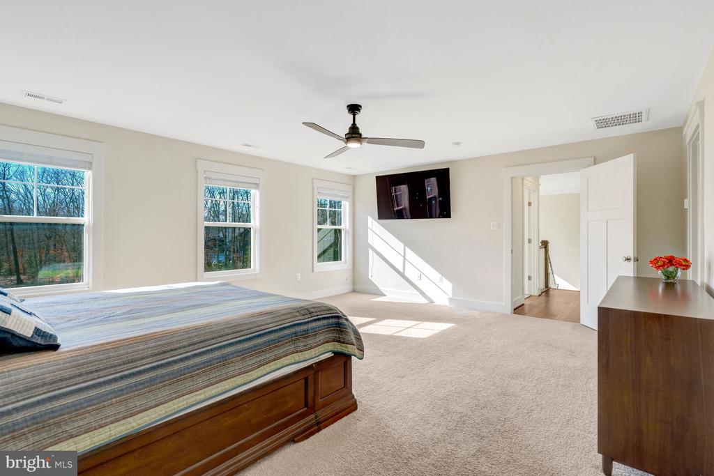 116 HIDDEN LANE