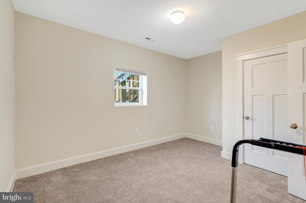 116 HIDDEN LANE