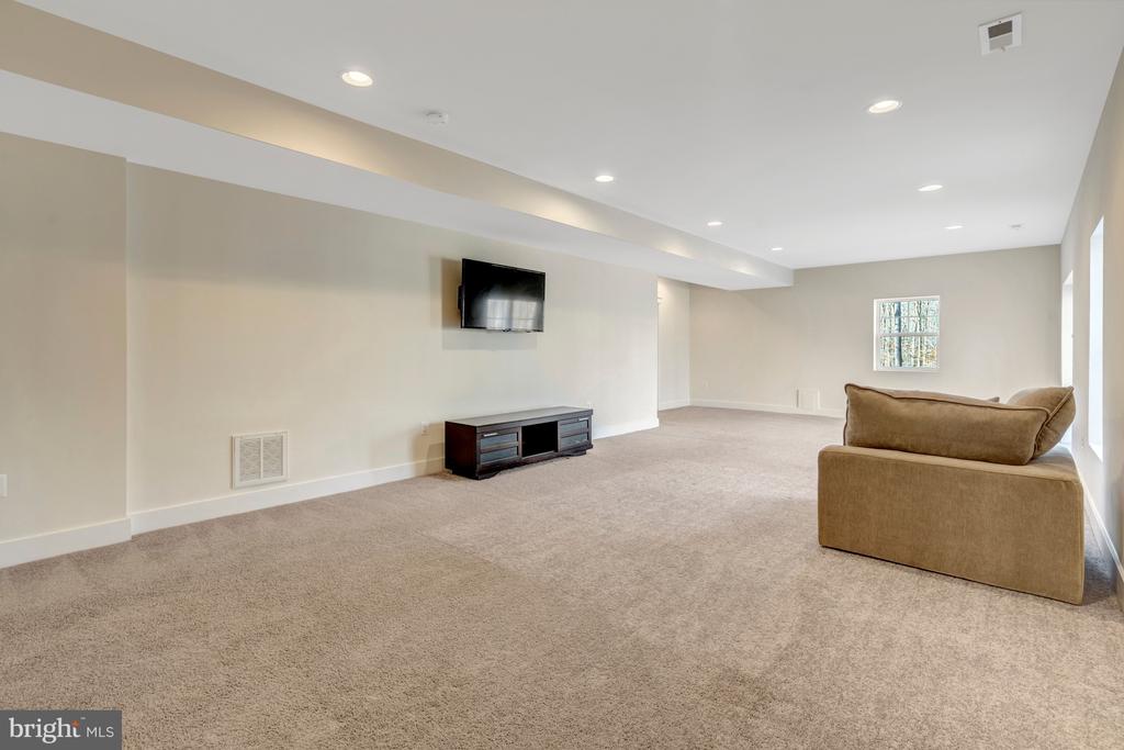 116 HIDDEN LANE