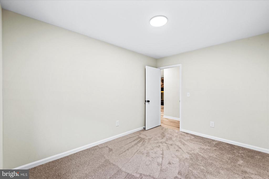 1210 RICHMOND DRIVE