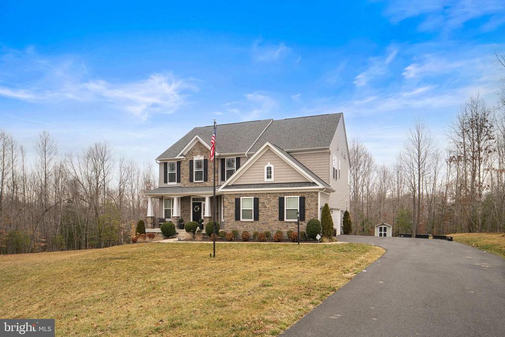 118 LOYD DRIVE