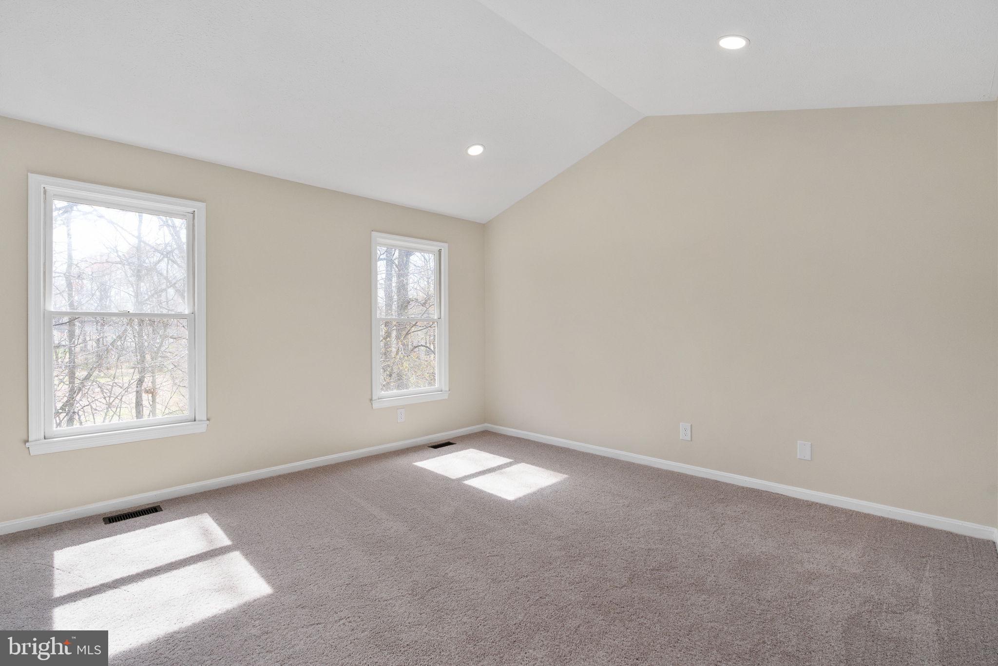 4 CRAIG COURT