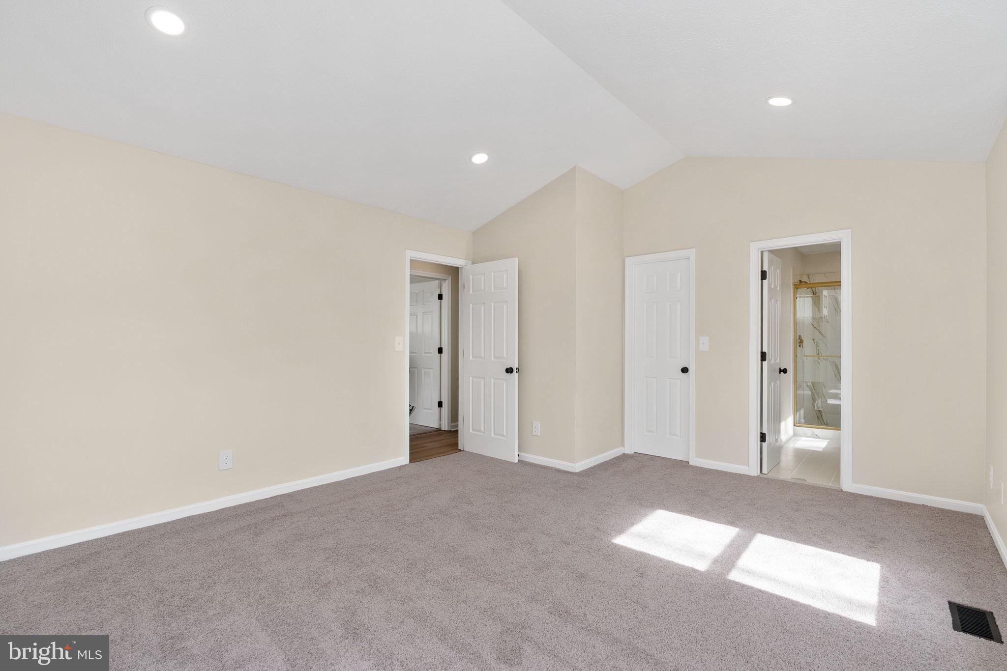 4 CRAIG COURT