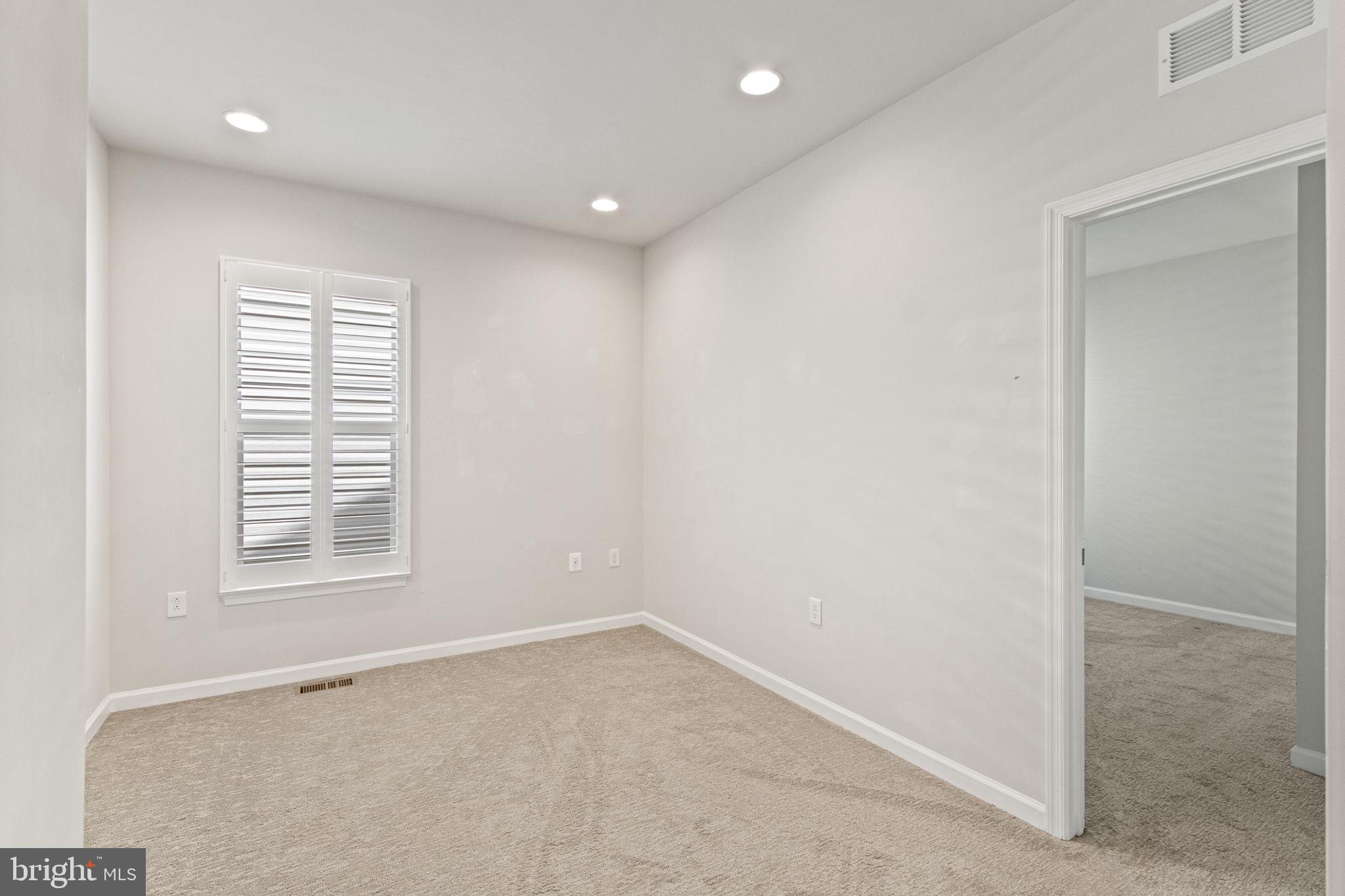 5 MCQUARIE DRIVE