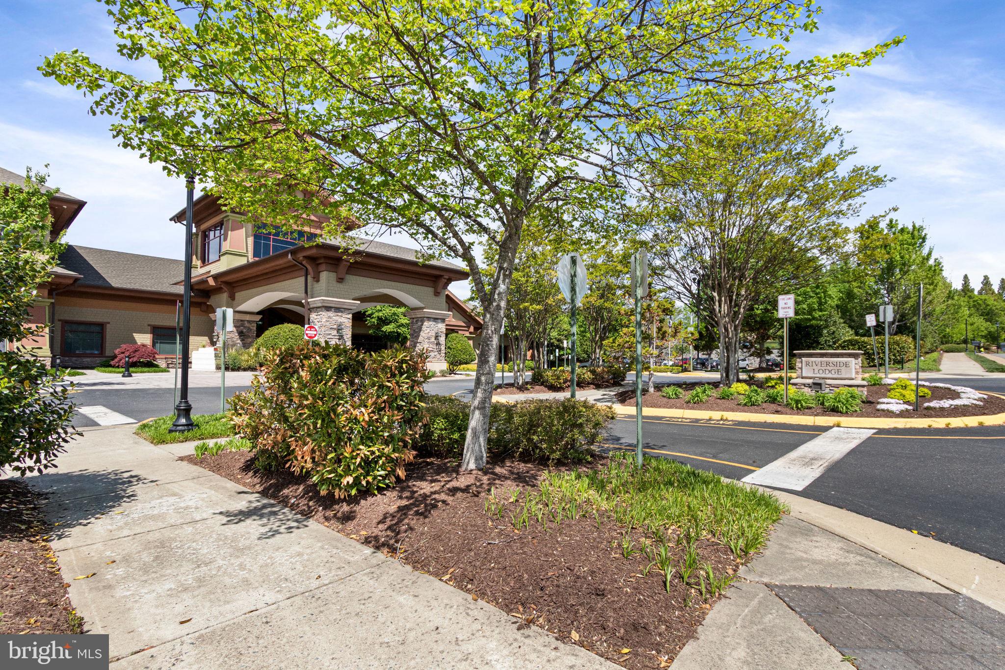 5 MCQUARIE DRIVE
