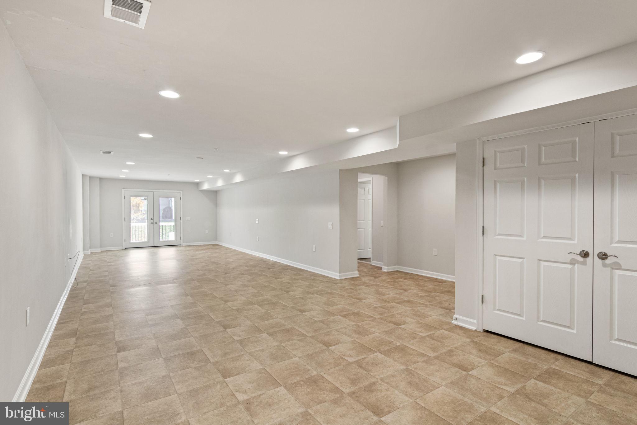 5 MCQUARIE DRIVE