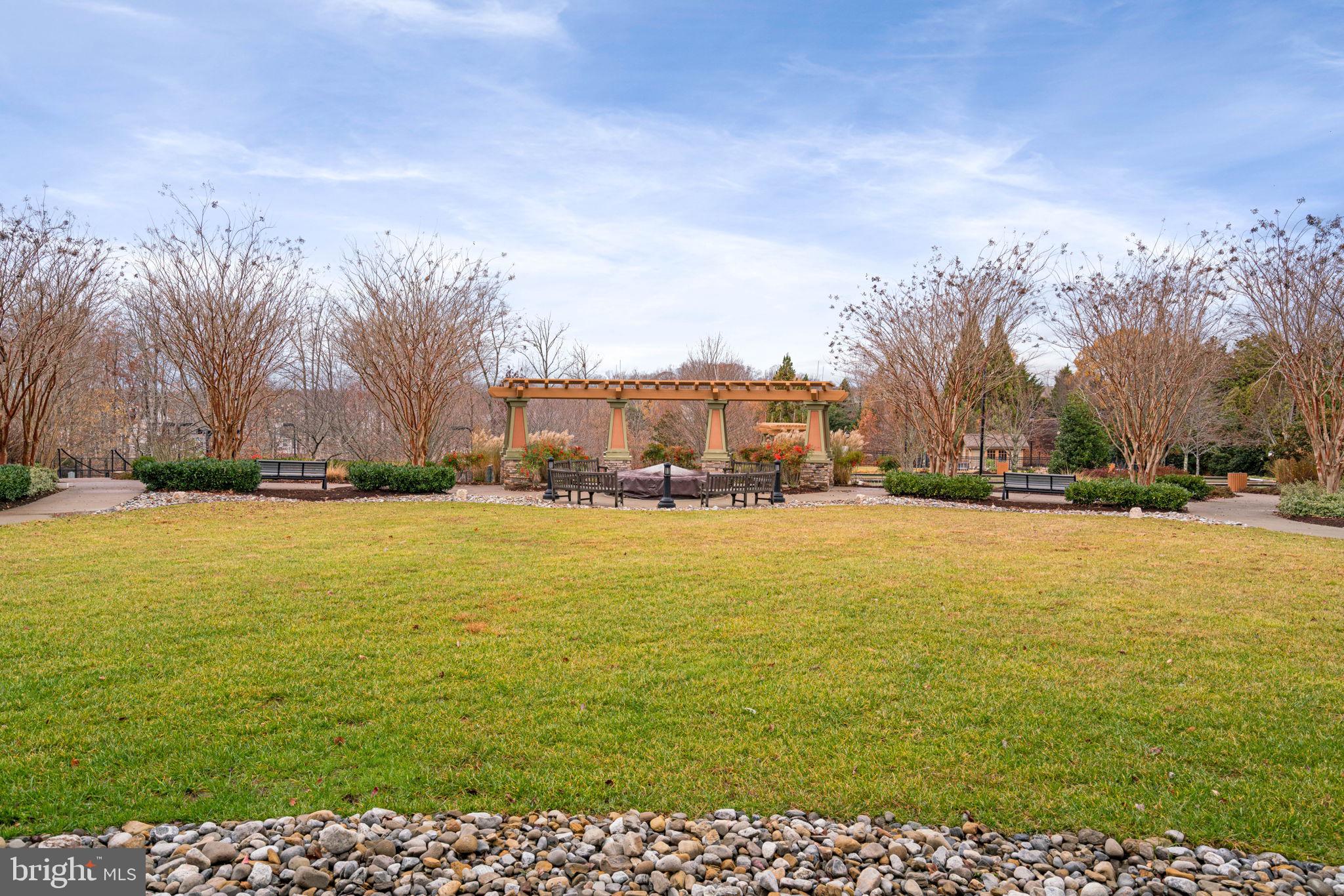 5 MCQUARIE DRIVE