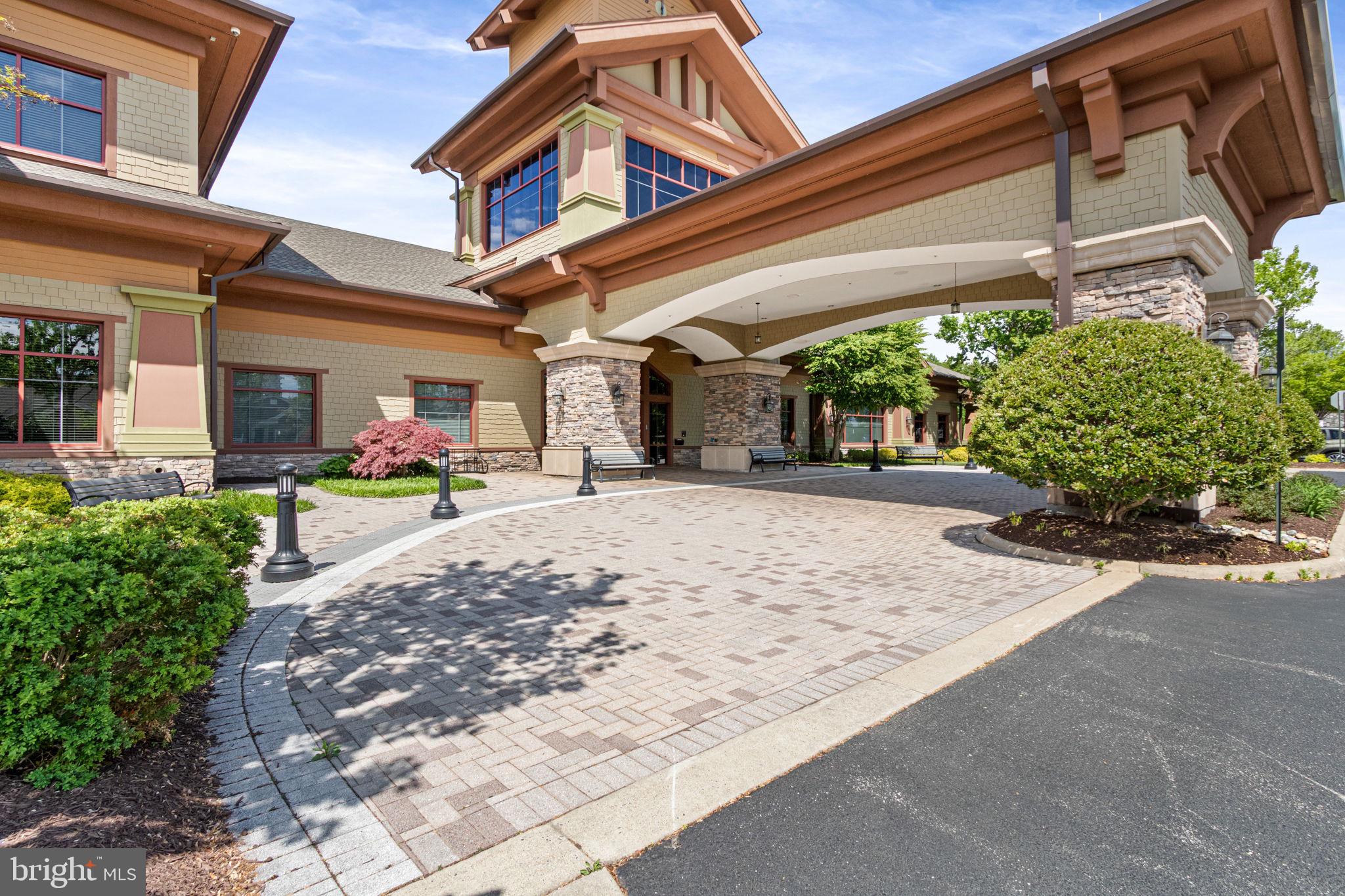 5 MCQUARIE DRIVE