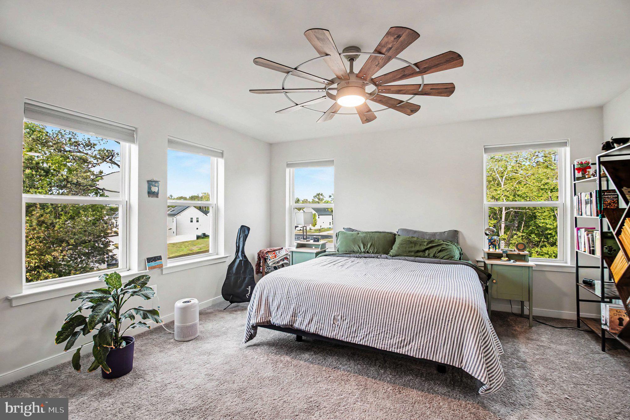431 SNOWBERRY LANE