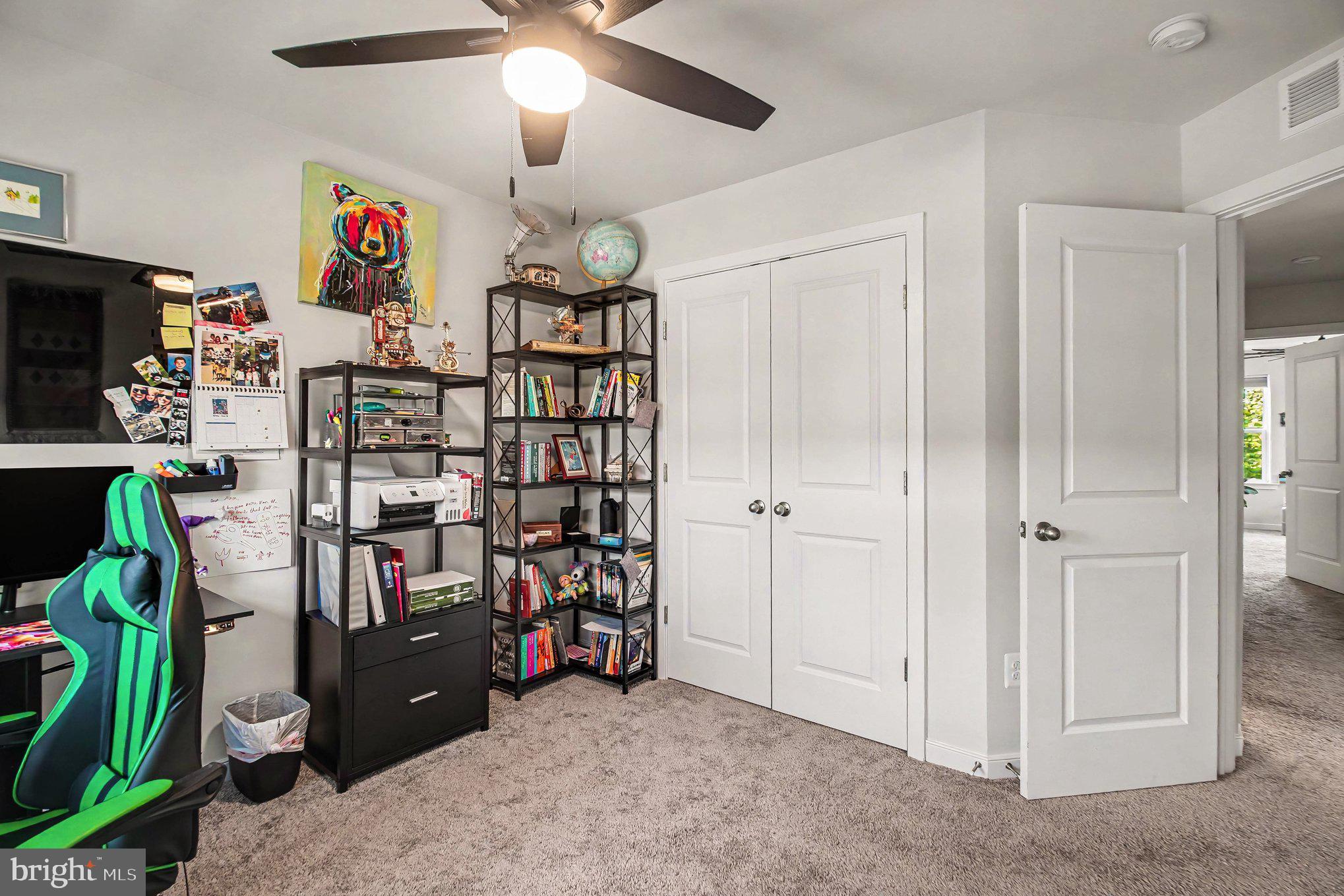 431 SNOWBERRY LANE