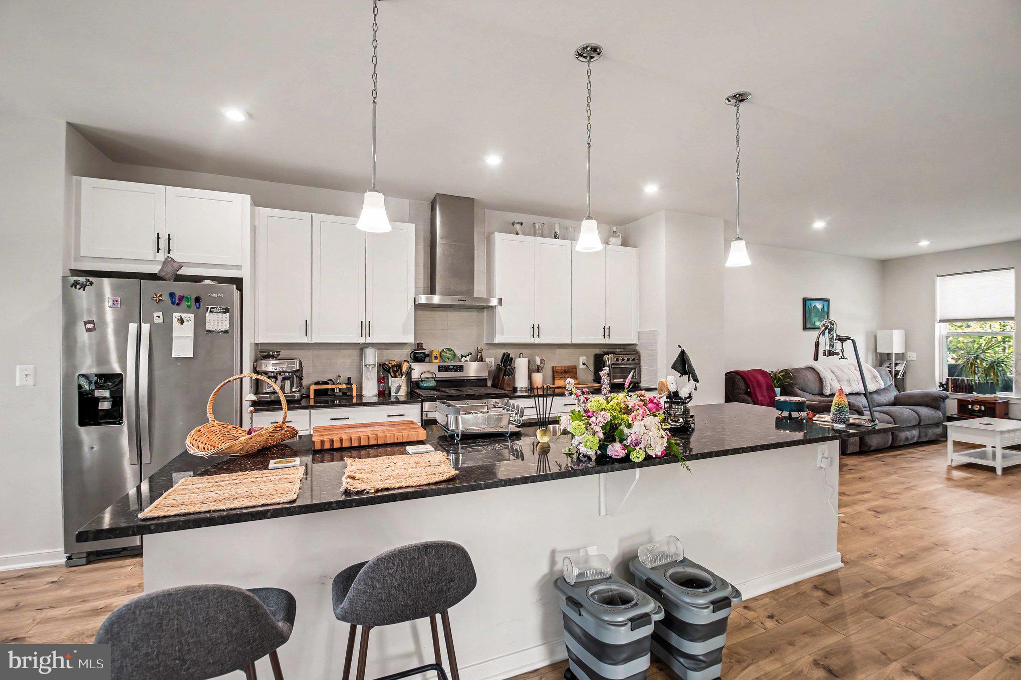 431 SNOWBERRY LANE