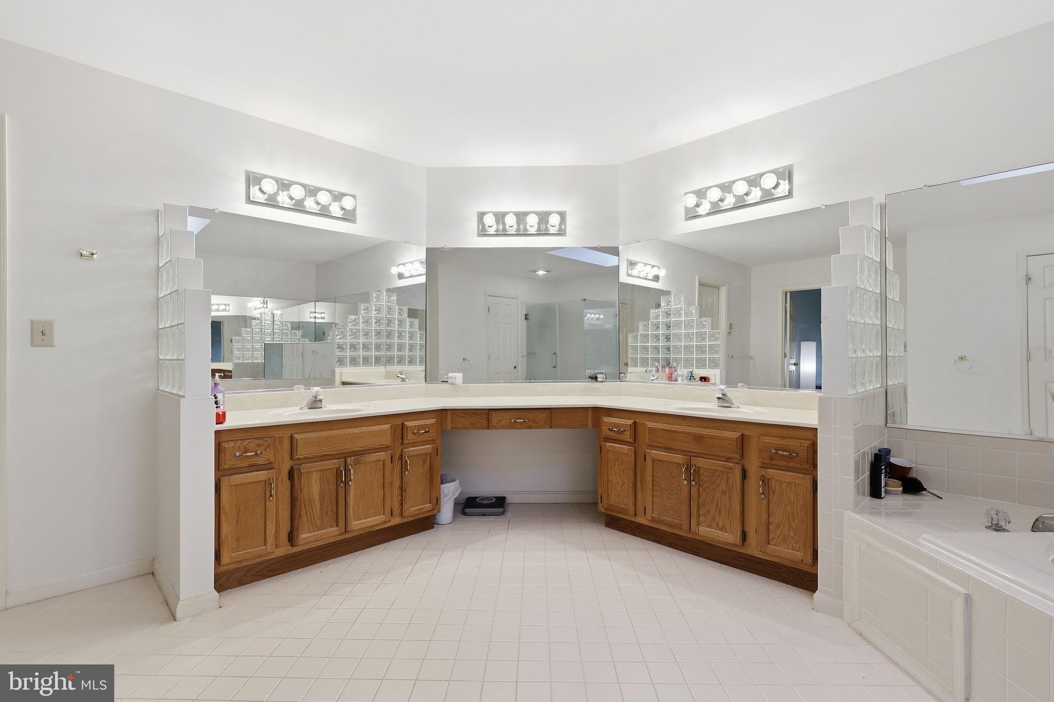 1128 AQUIA DRIVE