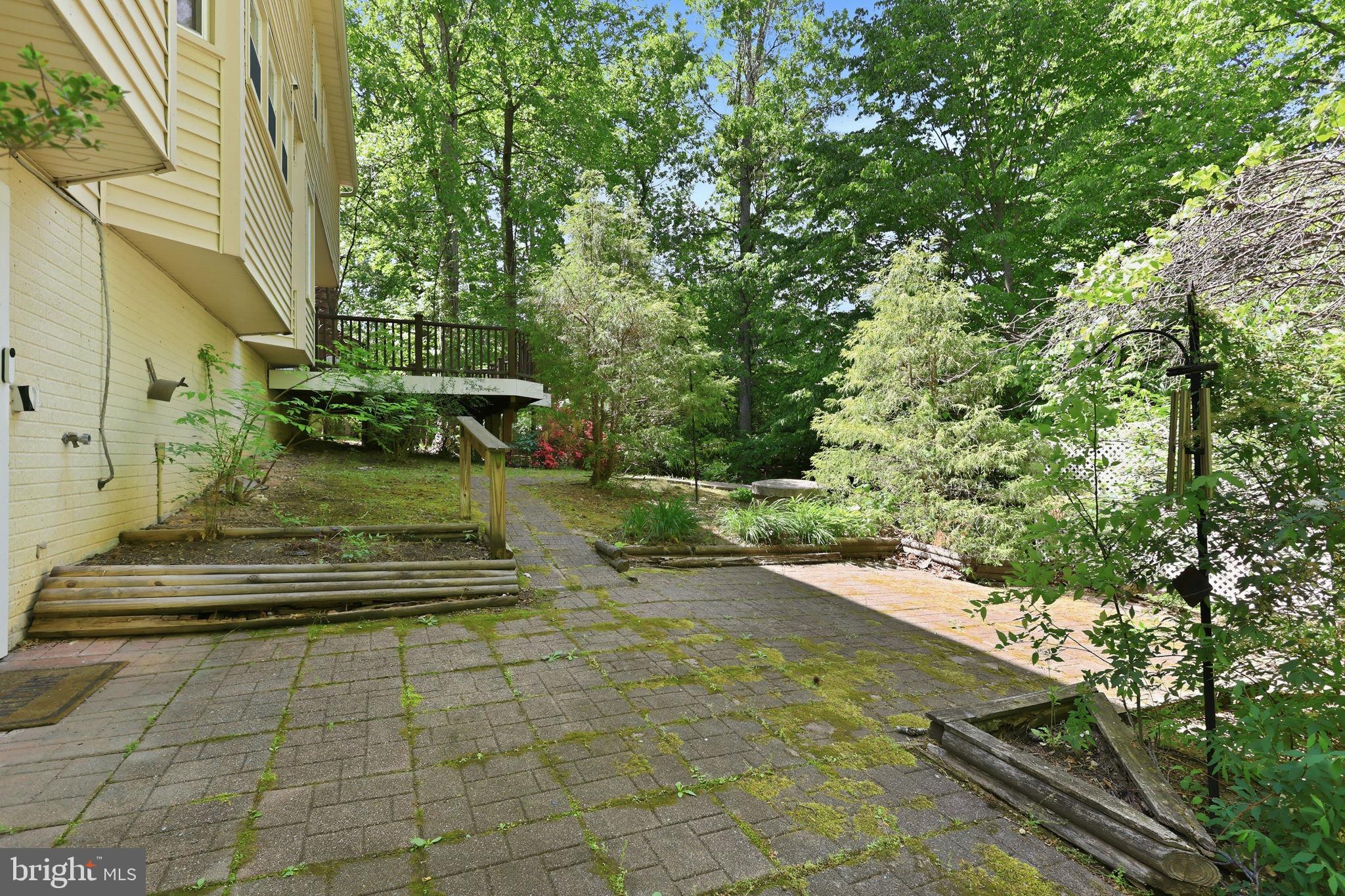 1128 AQUIA DRIVE