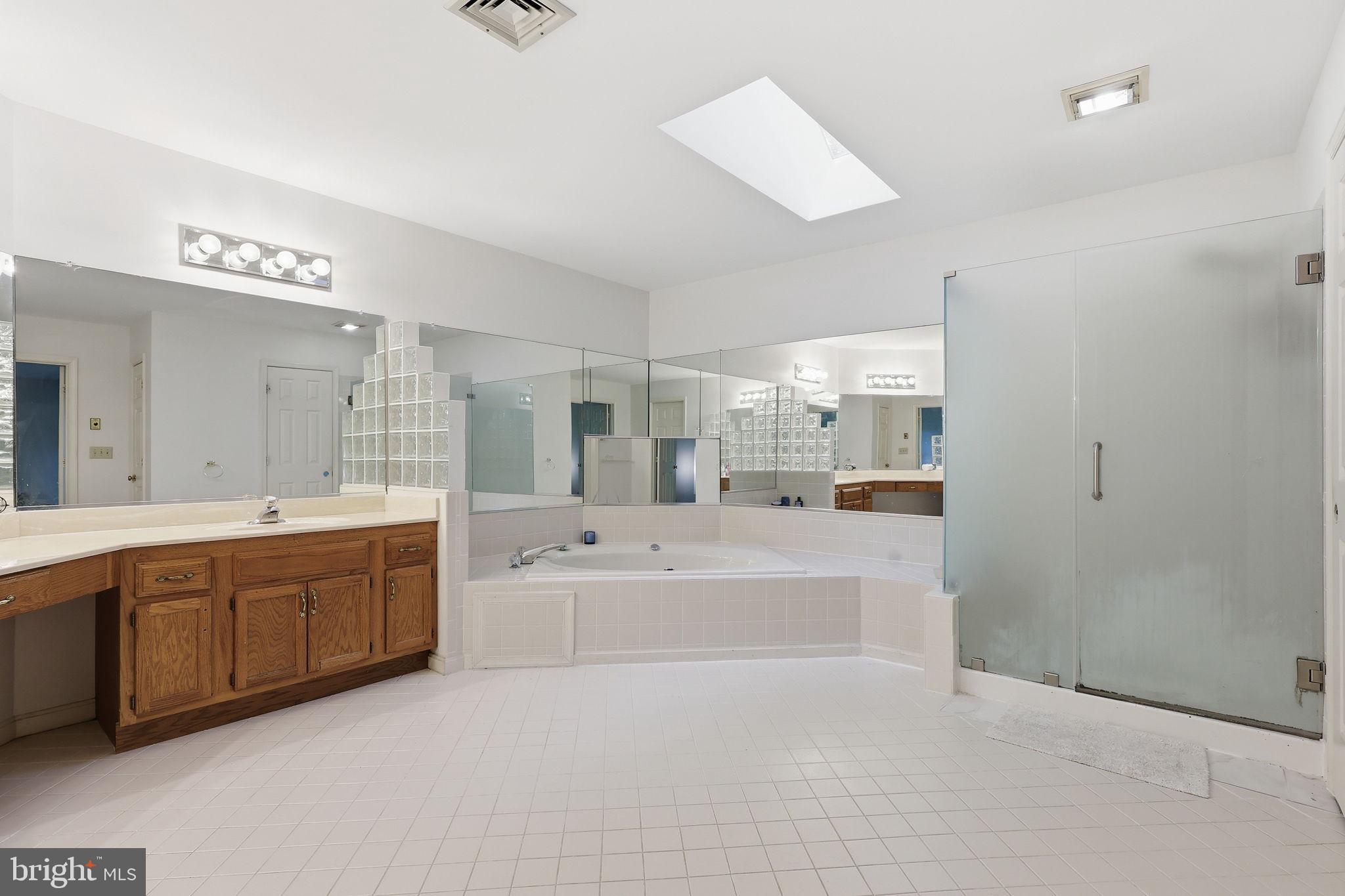 1128 AQUIA DRIVE