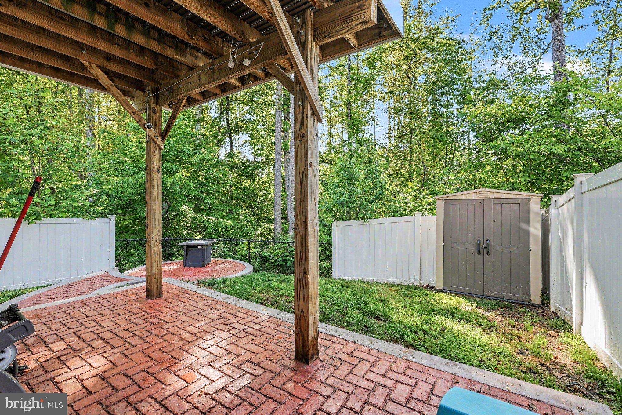 606 LANDING DRIVE