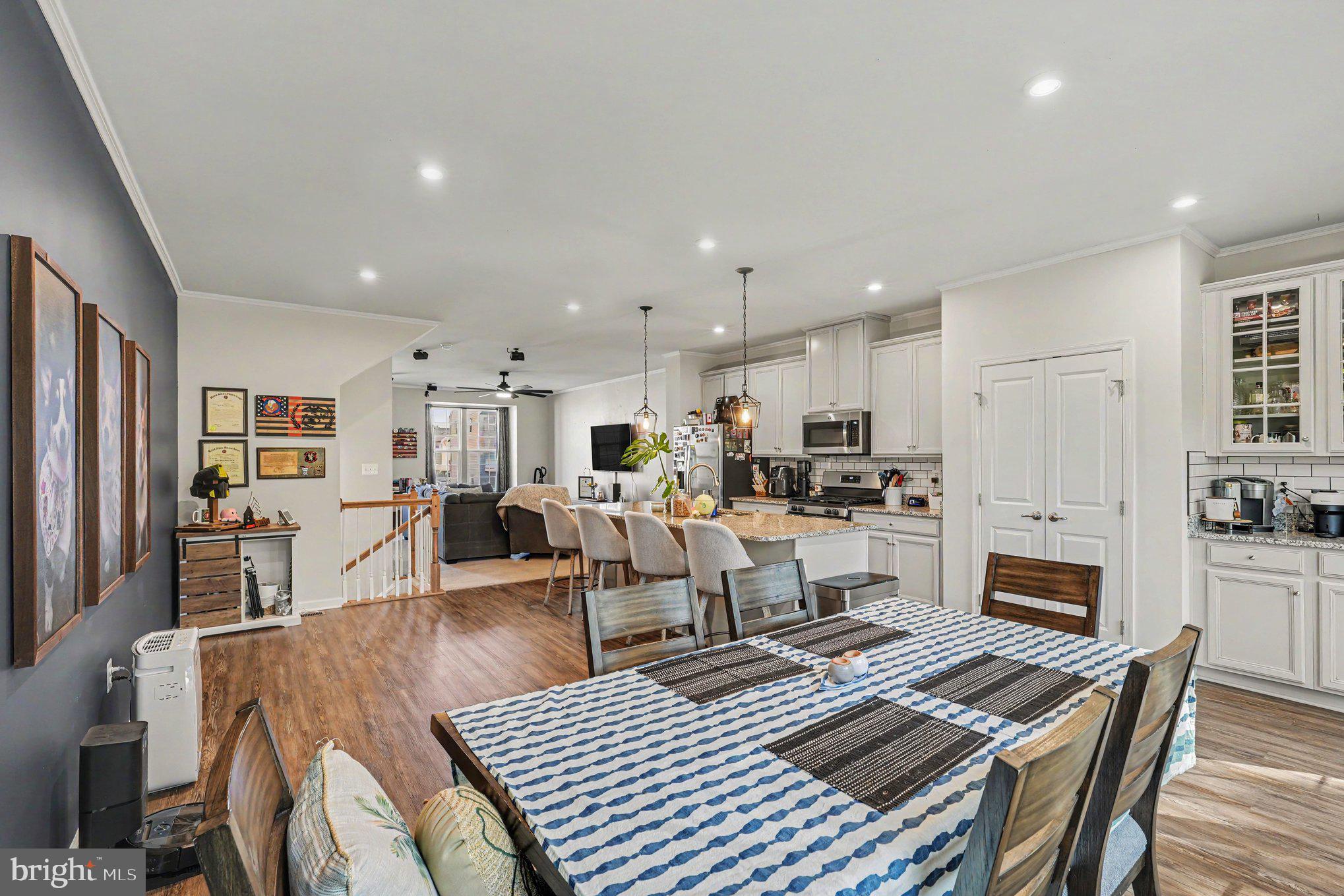 606 LANDING DRIVE