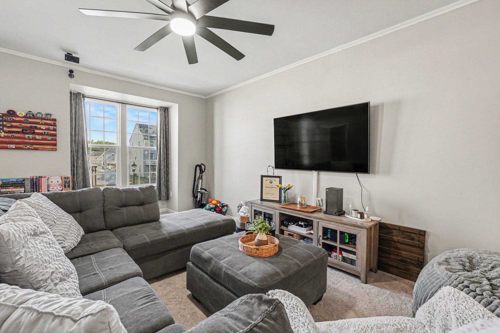 606 LANDING DRIVE