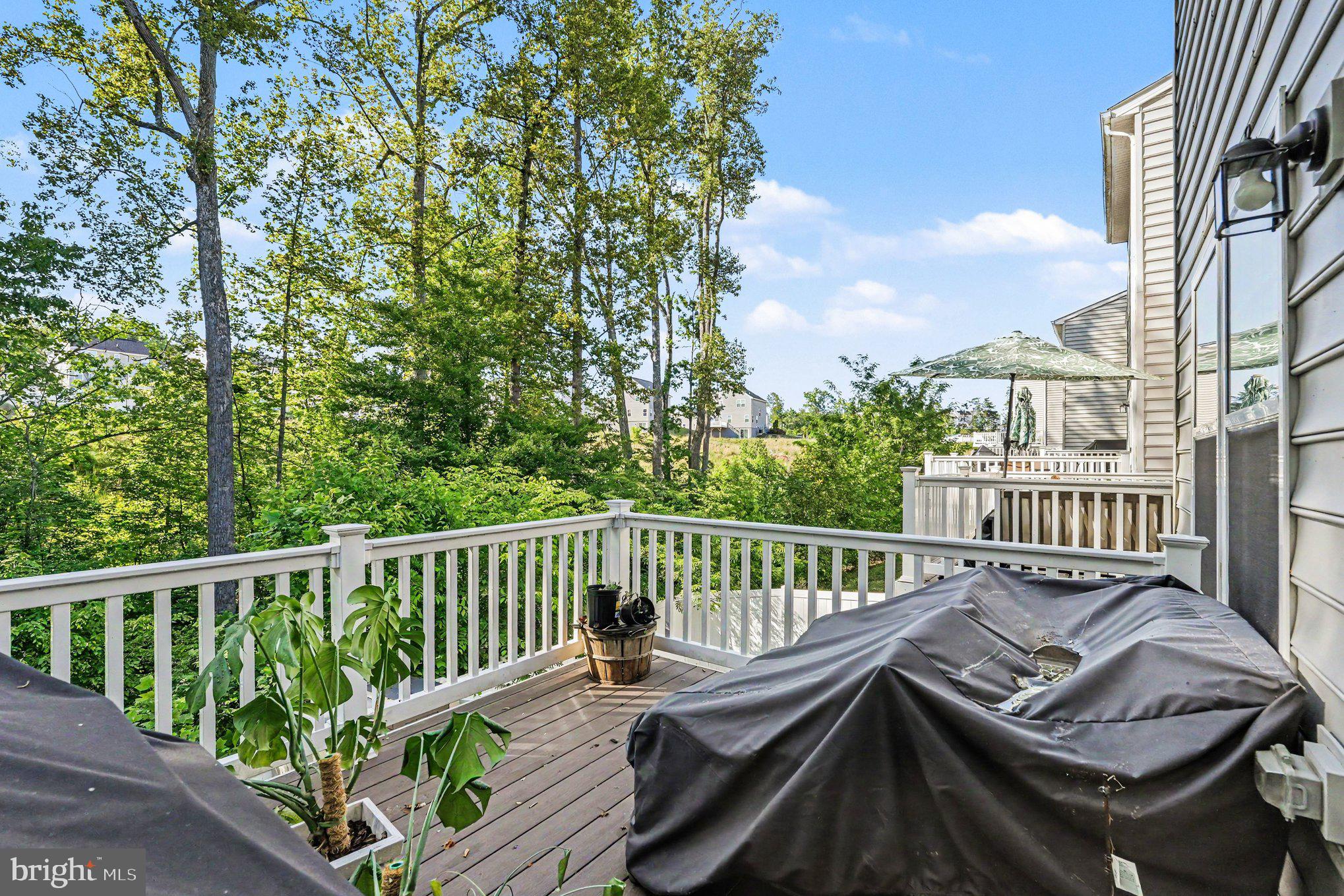 606 LANDING DRIVE