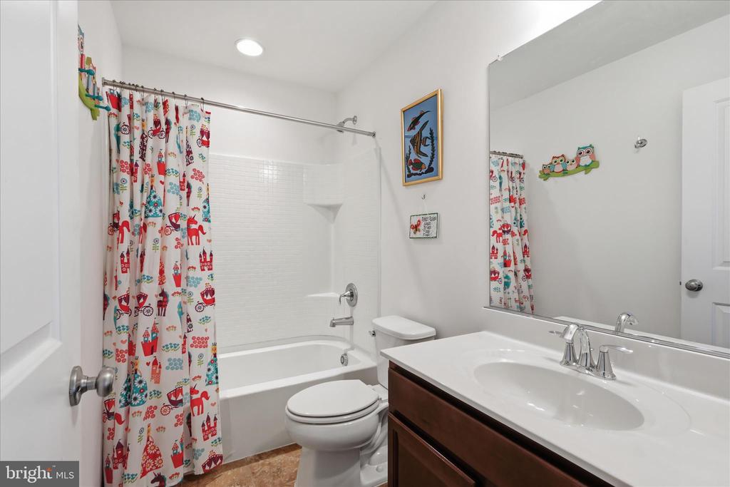 462 CRAB APPLE DRIVE