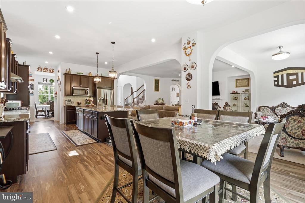 462 CRAB APPLE DRIVE