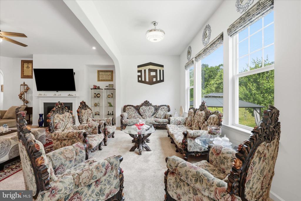 462 CRAB APPLE DRIVE