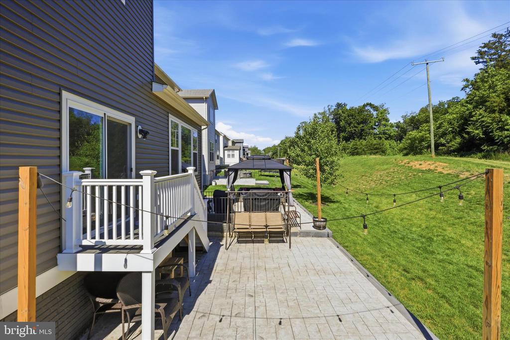 462 CRAB APPLE DRIVE