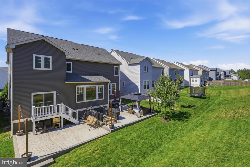 462 CRAB APPLE DRIVE