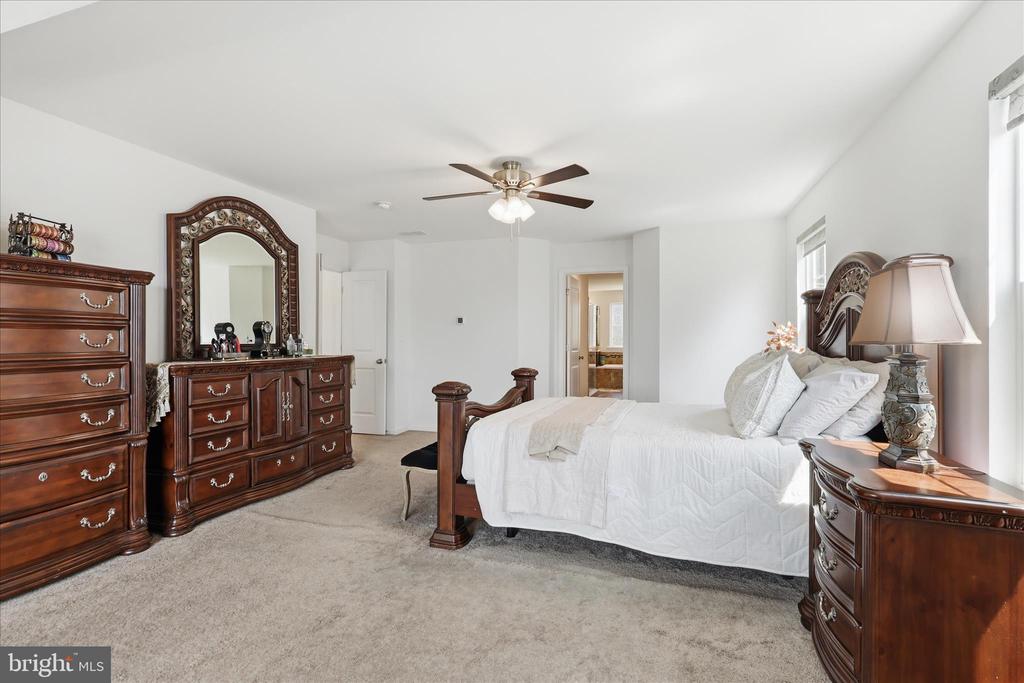 462 CRAB APPLE DRIVE