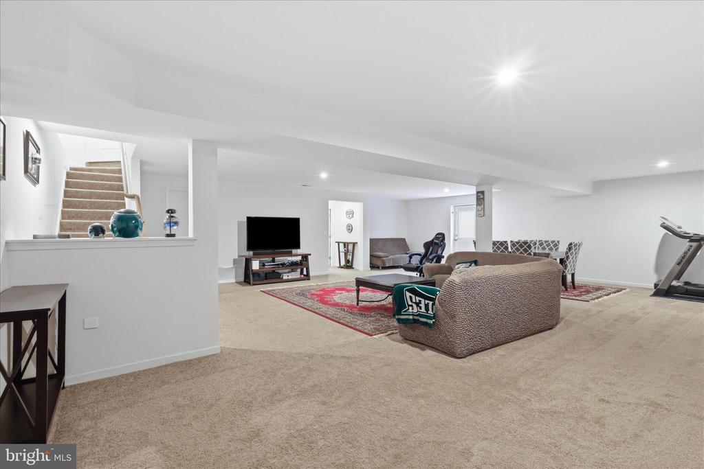 462 CRAB APPLE DRIVE