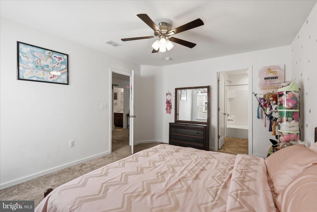 462 CRAB APPLE DRIVE