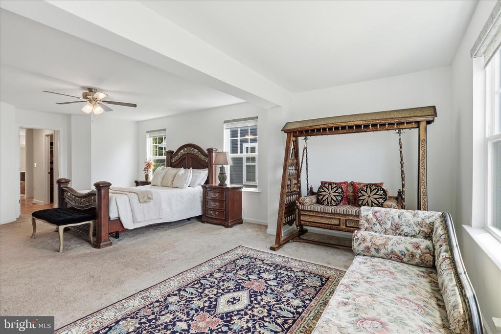 462 CRAB APPLE DRIVE
