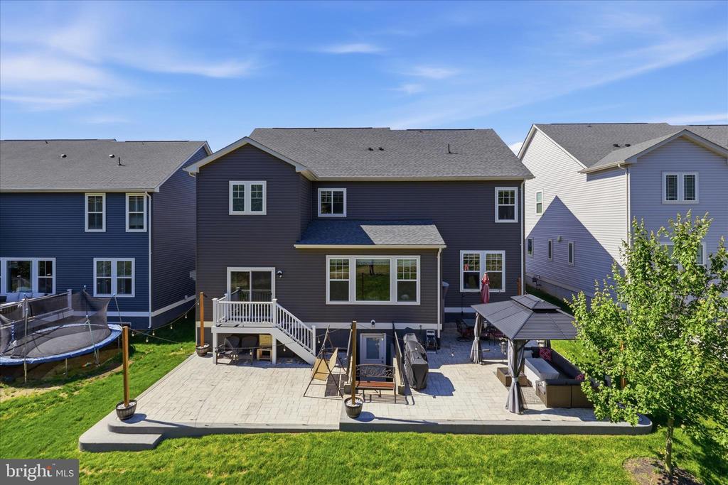 462 CRAB APPLE DRIVE