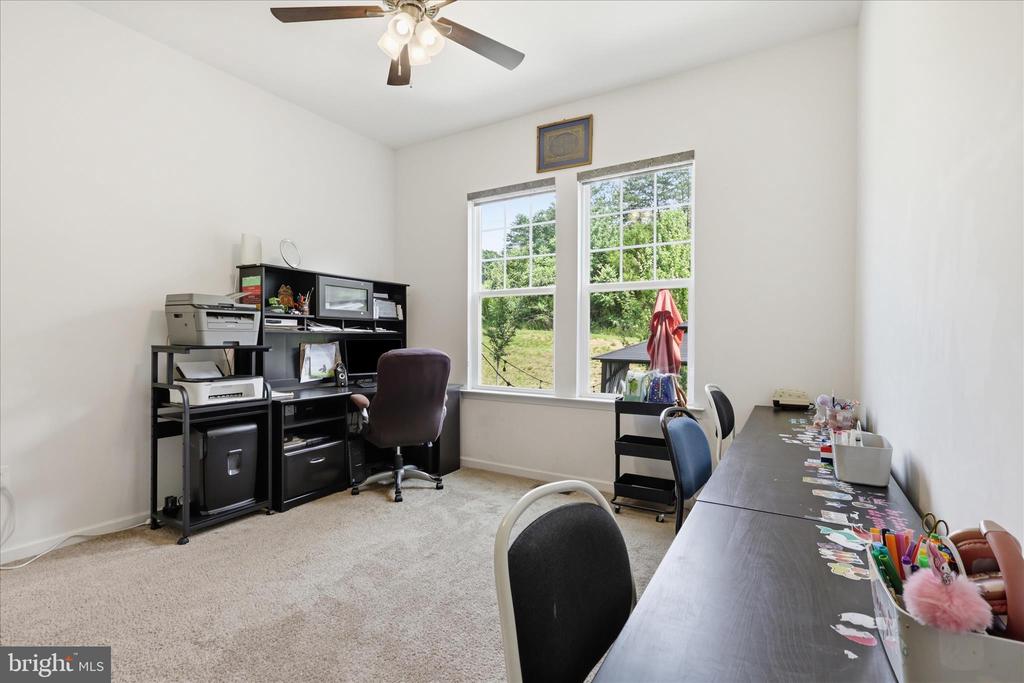 462 CRAB APPLE DRIVE