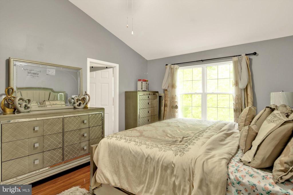 52 TOWNES PLACE