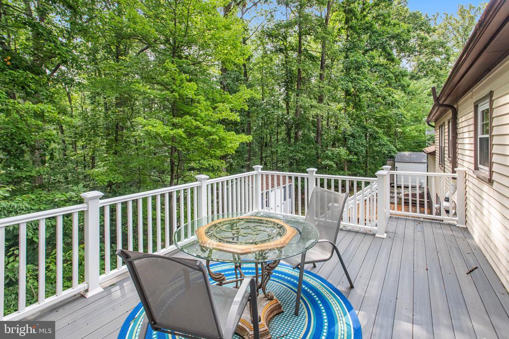 11 PINECREST COURT