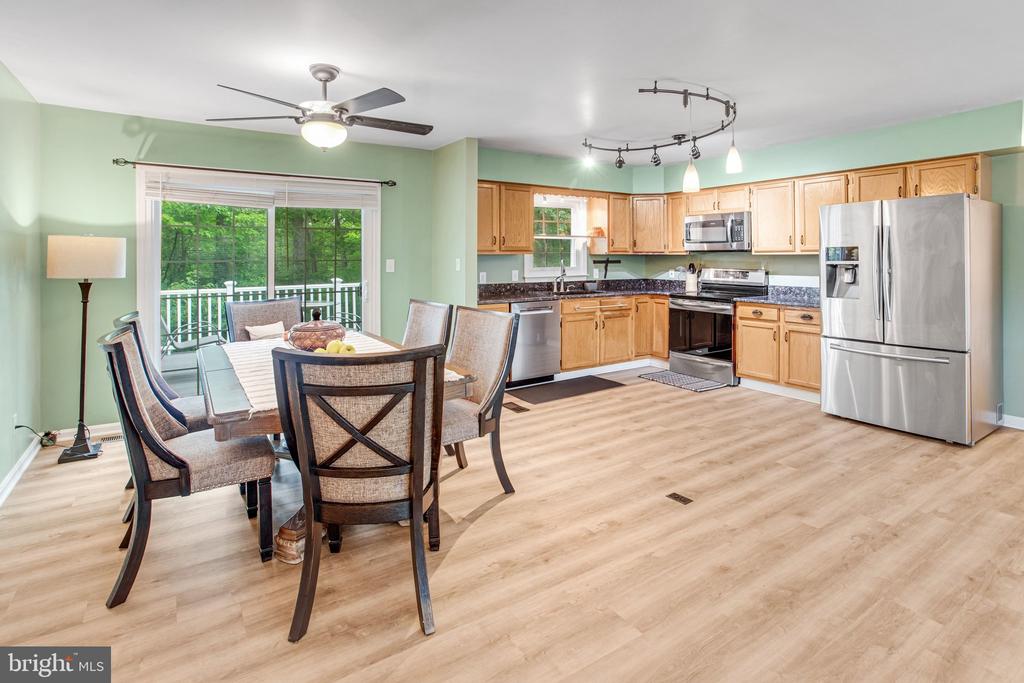 11 PINECREST COURT