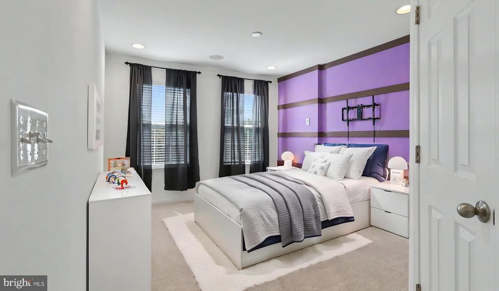 3 PERTH DRIVE