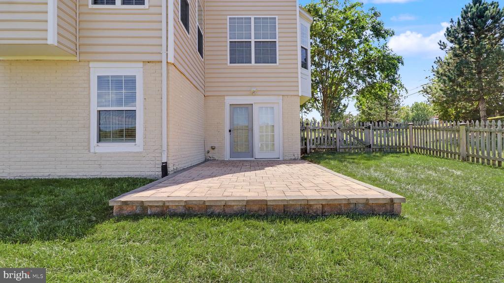 3 PERTH DRIVE