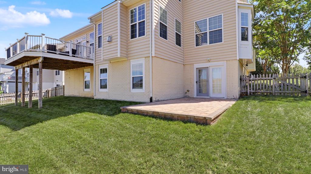3 PERTH DRIVE