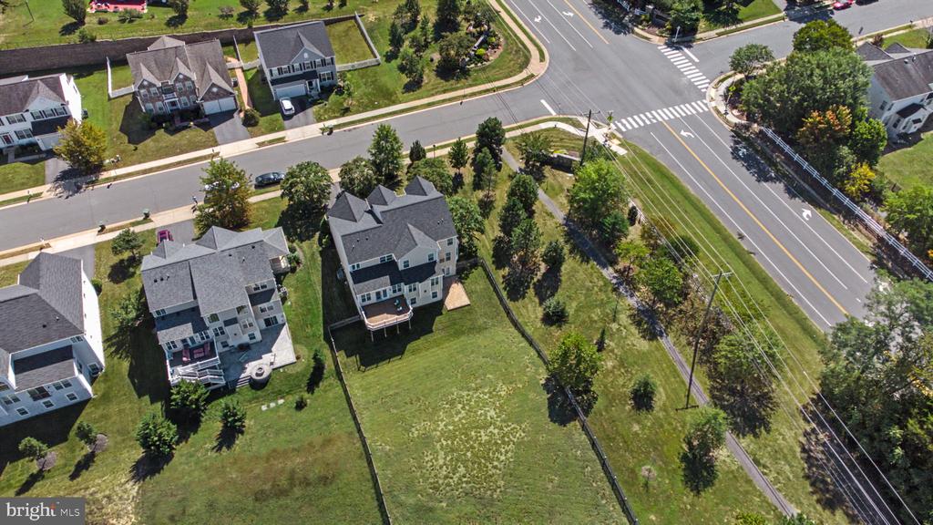 3 PERTH DRIVE