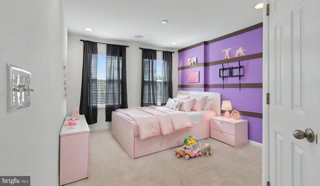 3 PERTH DRIVE