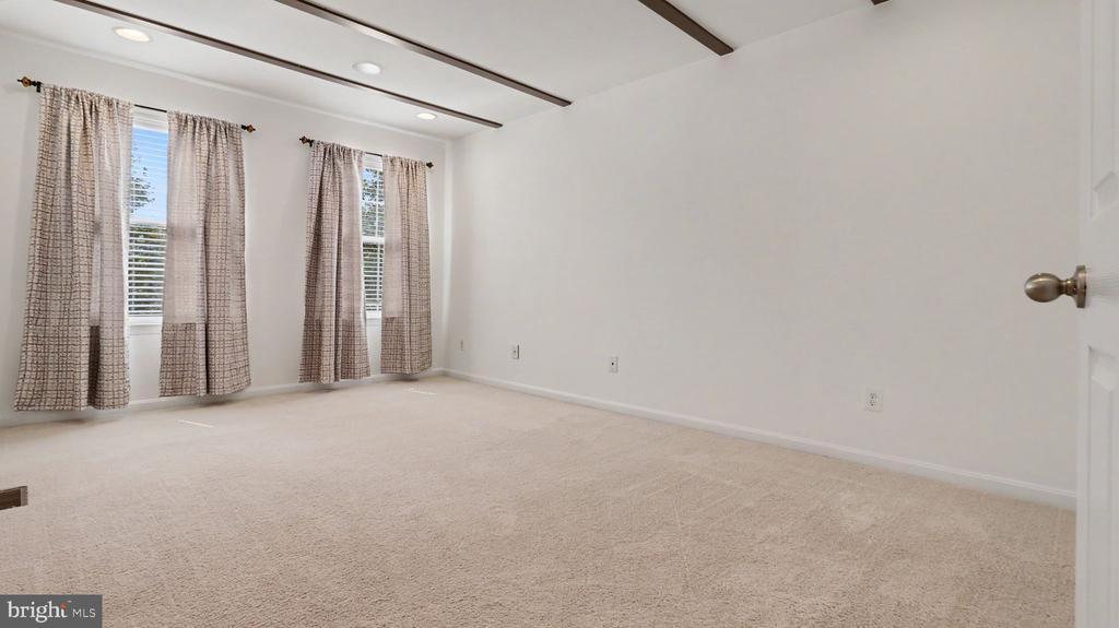 3 PERTH DRIVE