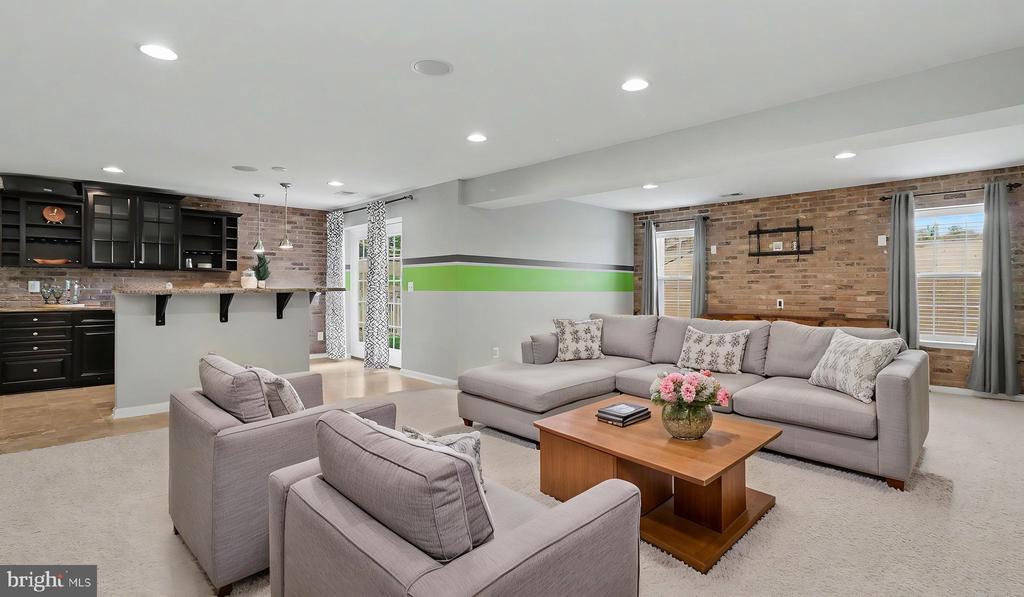 3 PERTH DRIVE